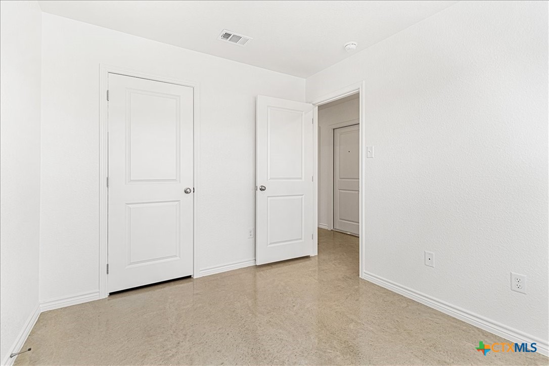 1242 Lehmann Drive A Property Photo 5