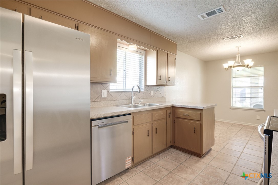 1703 Kingman Road Property Photo 6