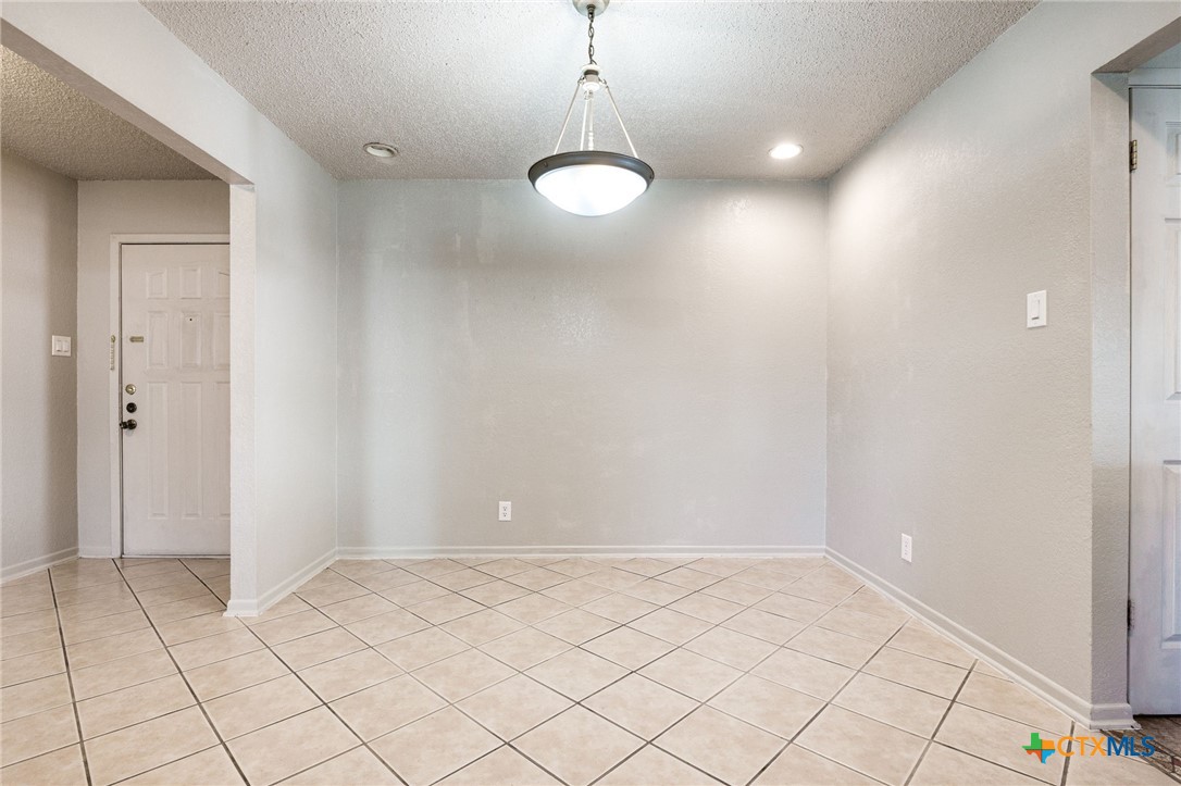 1703 Kingman Road Property Photo 8