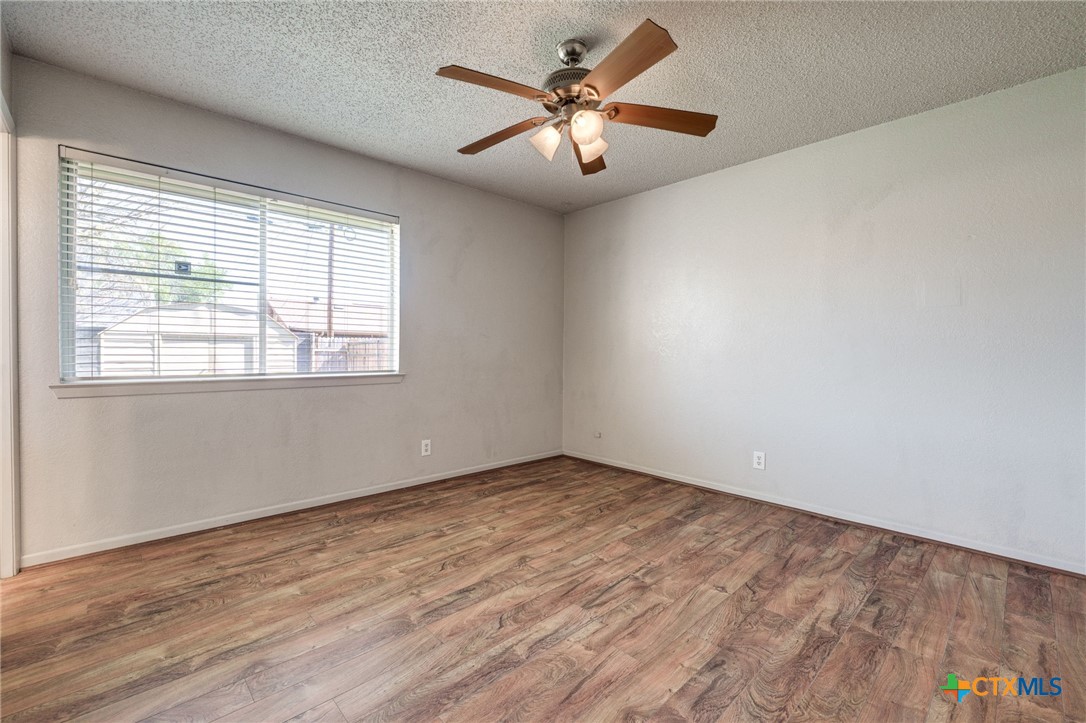 1703 Kingman Road Property Photo 9