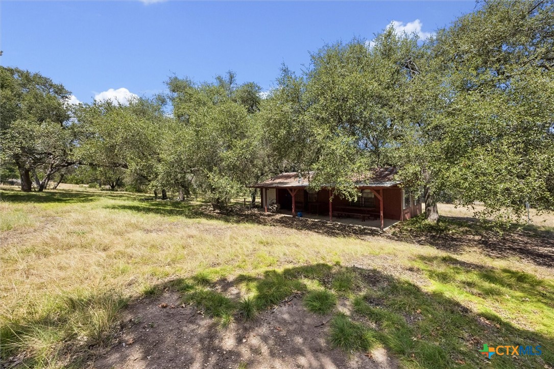 1920 The Low Road Property Photo 5
