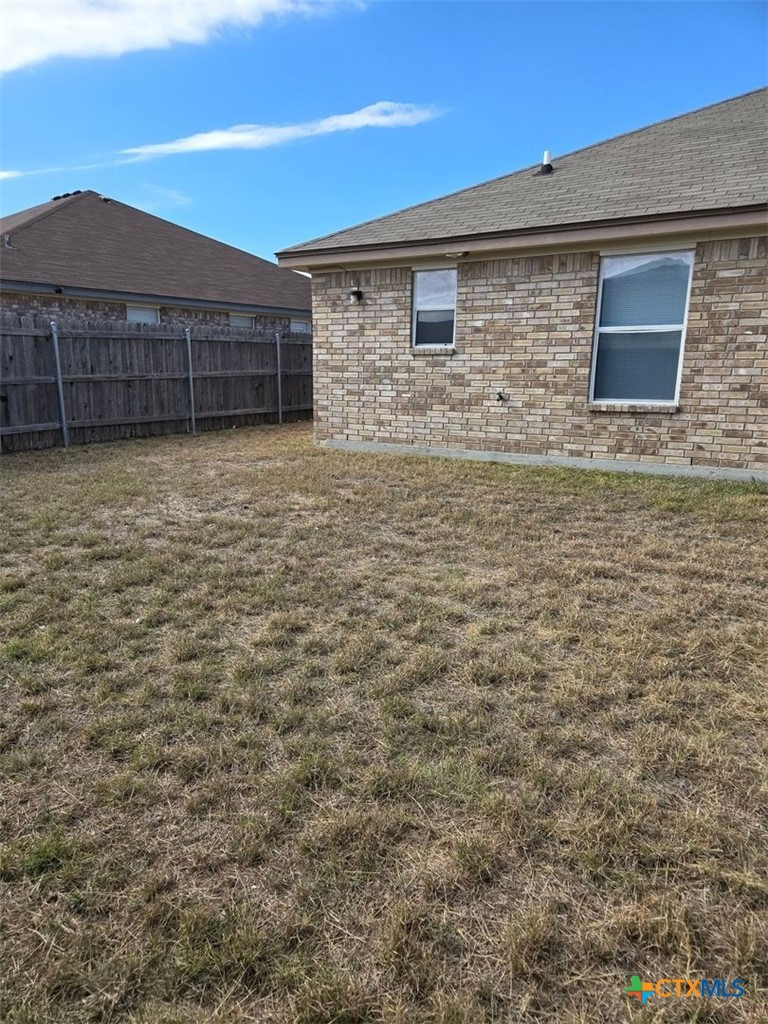 506 Primrose Drive B Property Photo 7
