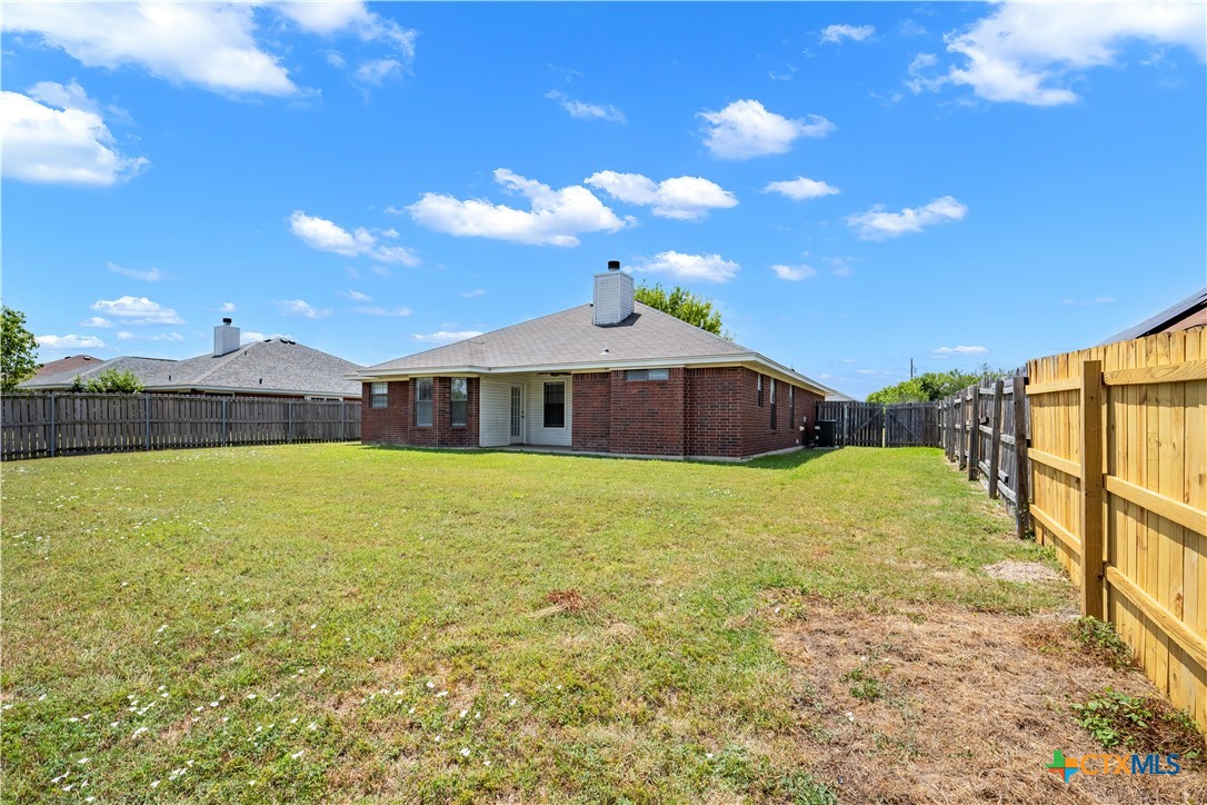 5104 James Loop Property Photo 26