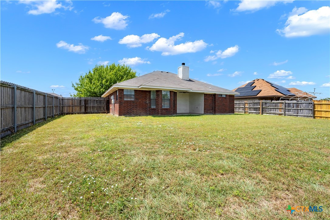 5104 James Loop Property Photo 27