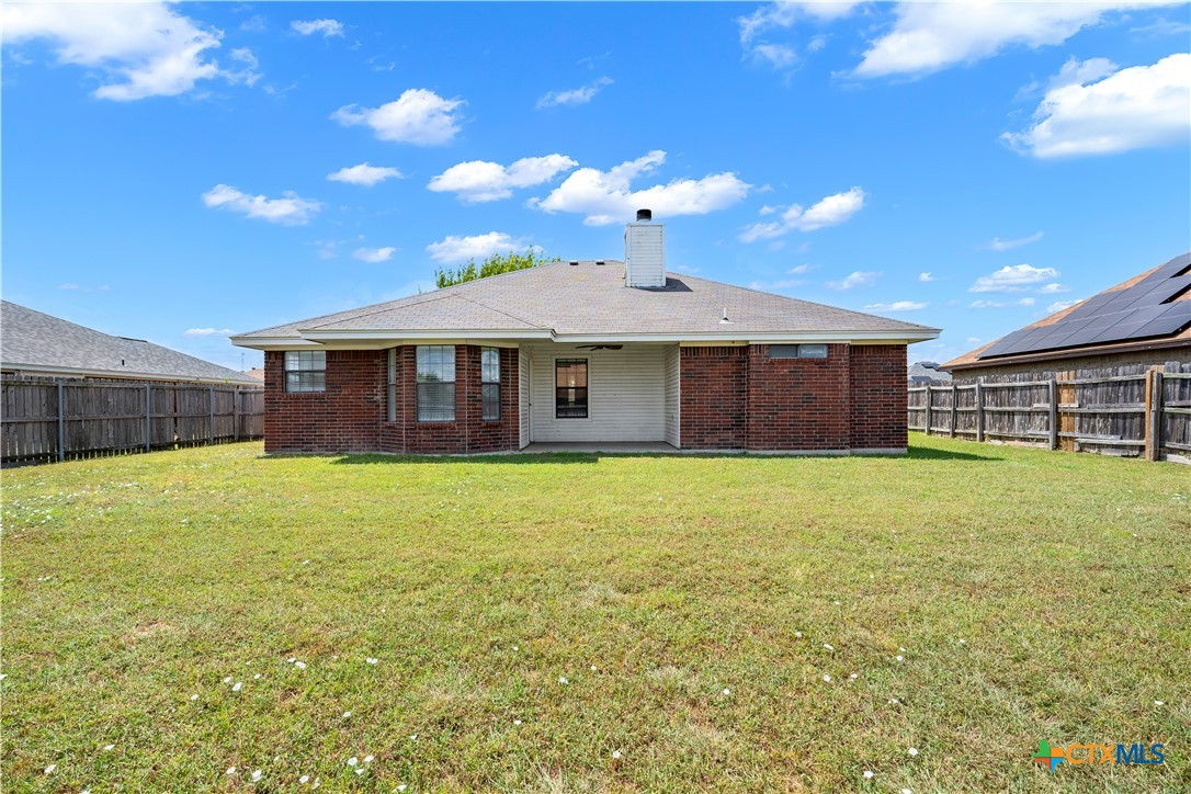 5104 James Loop Property Photo 28