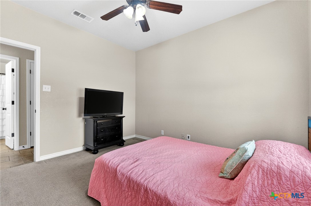 6005 Newcastle Drive Property Photo 17