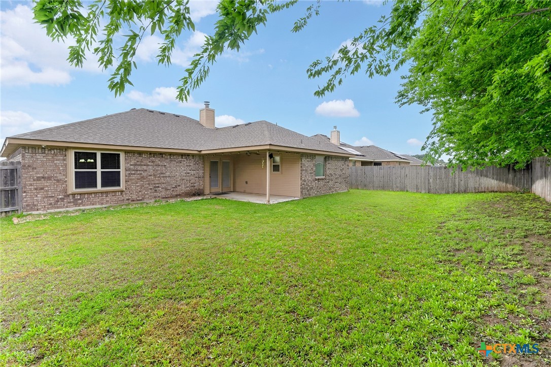 6005 Newcastle Drive Property Photo 21