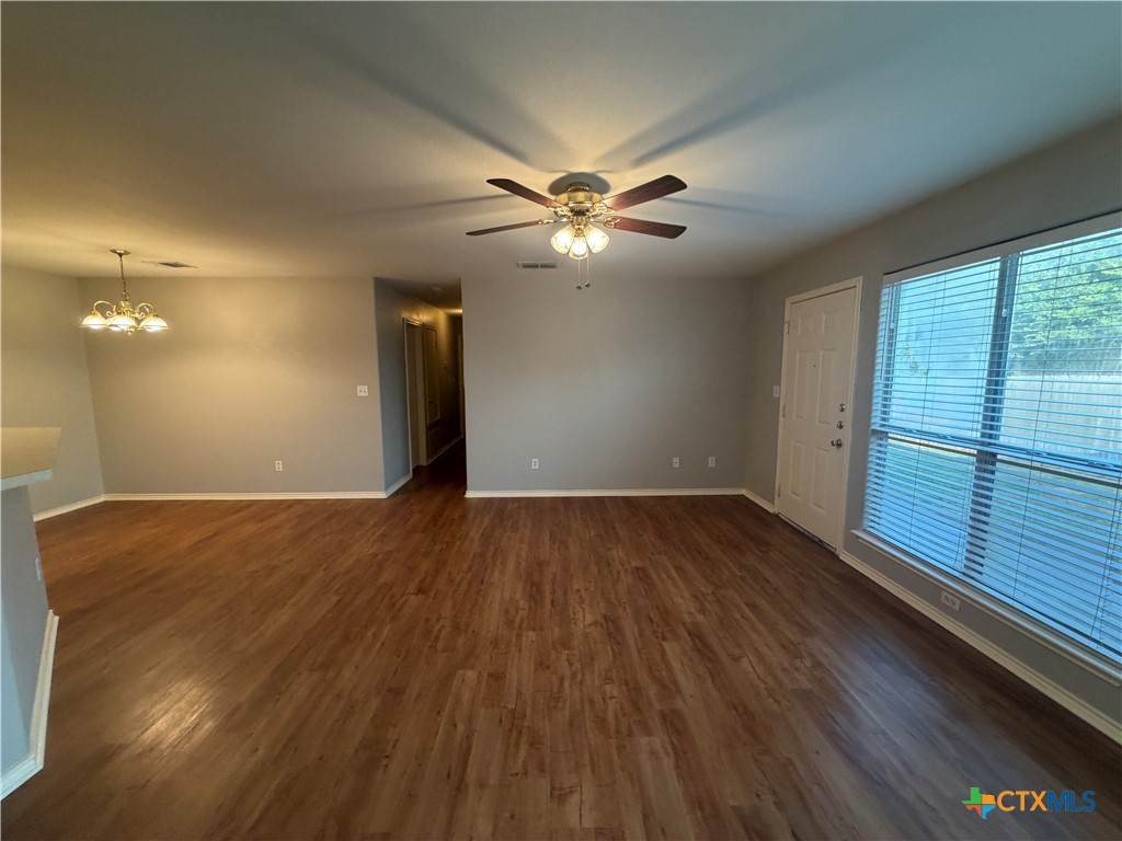 2752 Fm 1044 Property Photo 3
