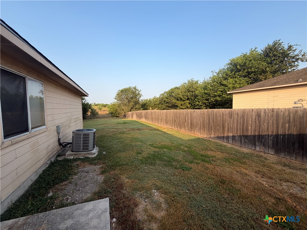 2752 Fm 1044 Property Photo 16