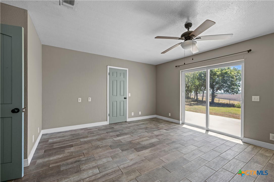 205 Chimney Circle Property Photo 19