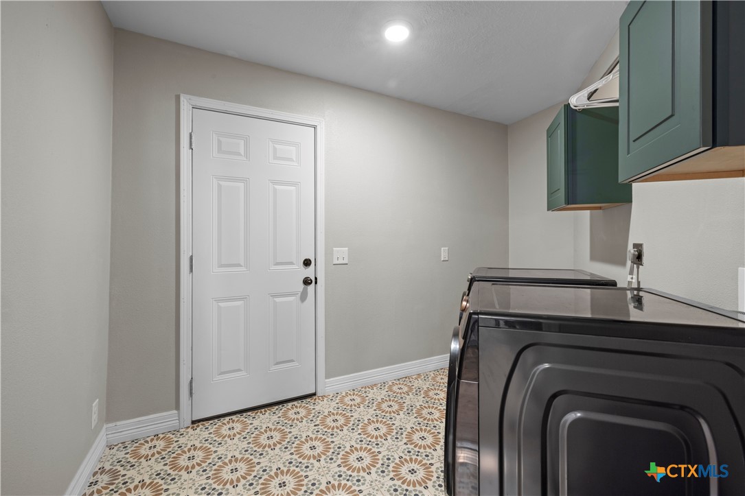 205 Chimney Circle Property Photo 30