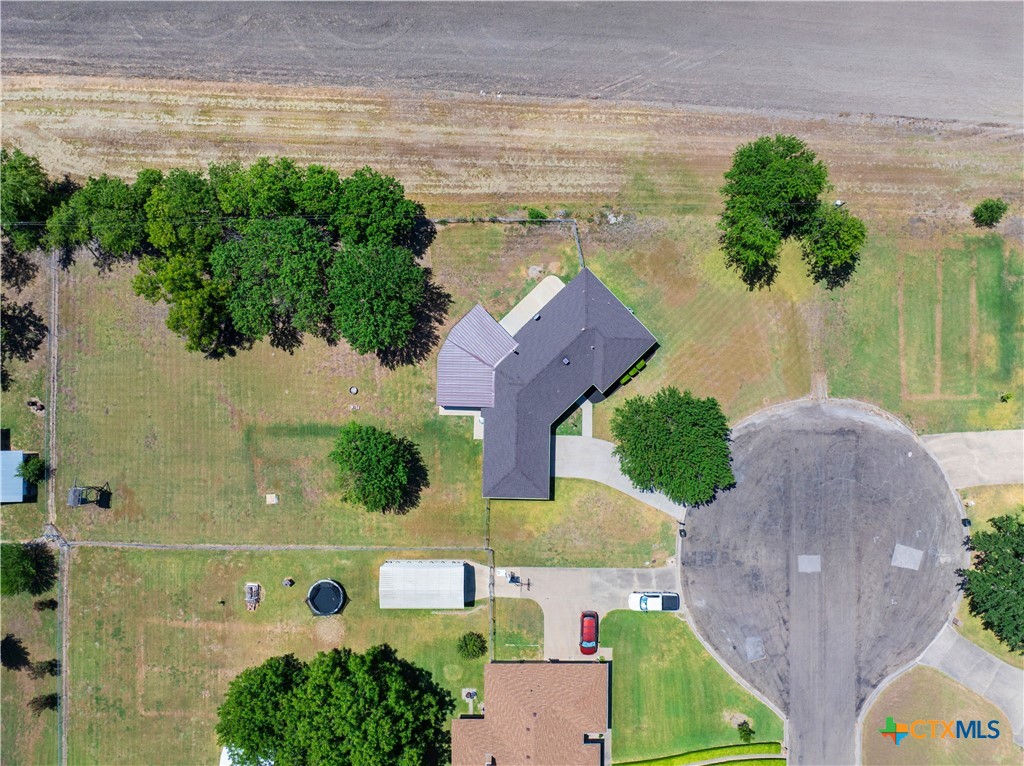 205 Chimney Circle Property Photo 41