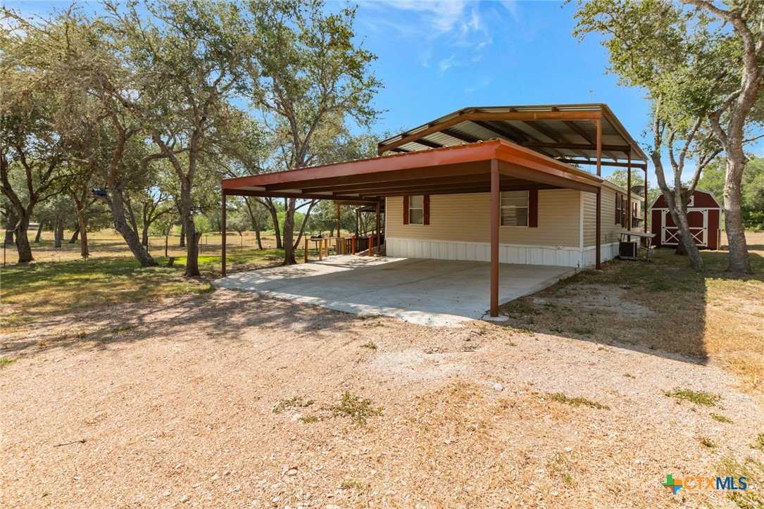 233 Ranch Road Property Photo 4
