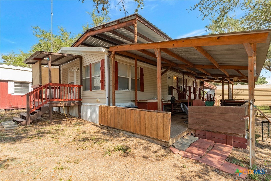 233 Ranch Road Property Photo 6