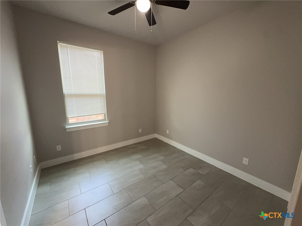 5001 White Rose Drive Property Photo 8