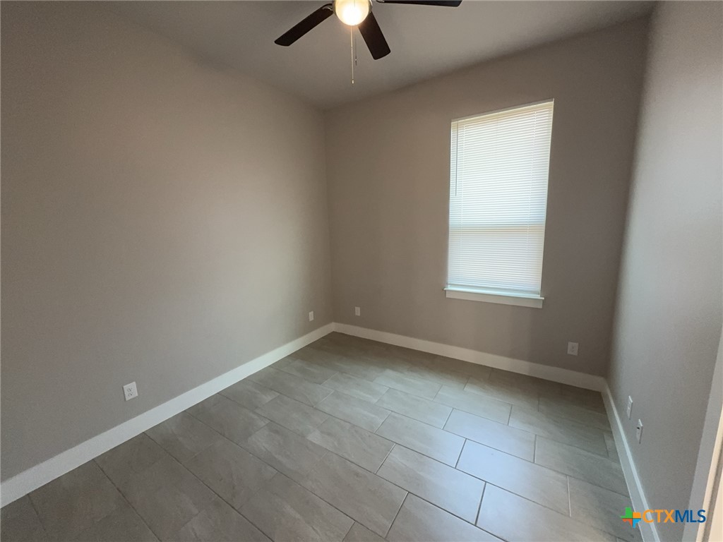 5001 White Rose Drive Property Photo 12