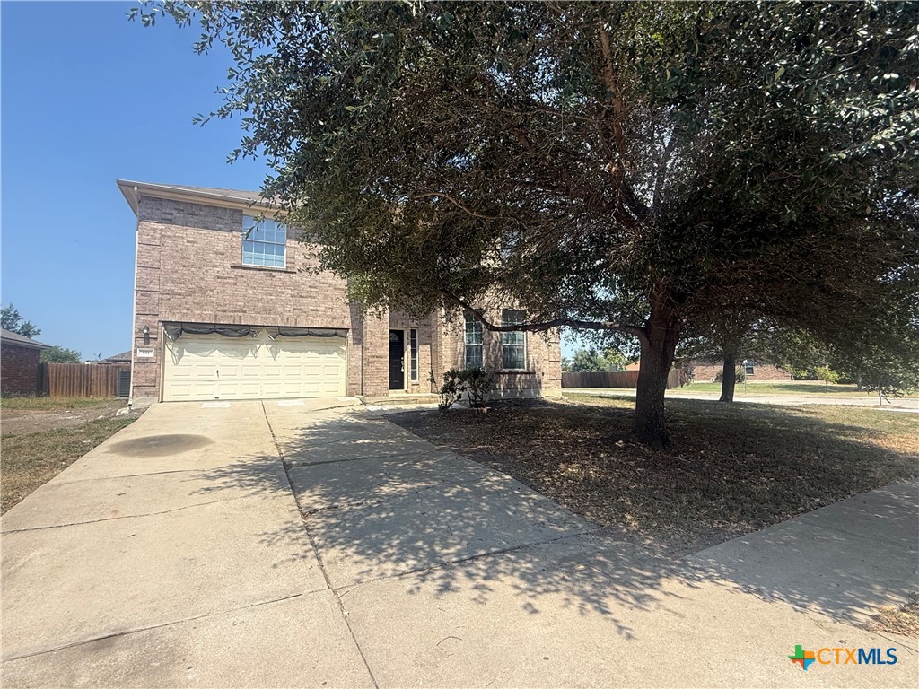 811 Shadow Creek Boulevard Property Photo 1