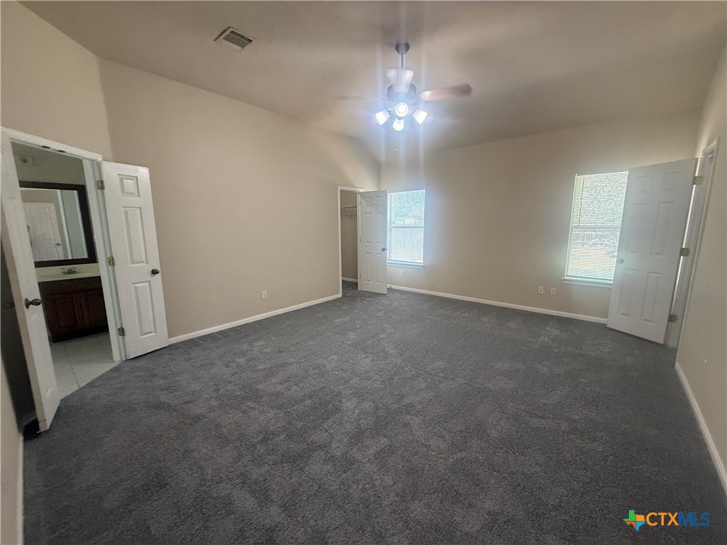 811 Shadow Creek Boulevard Property Photo 14