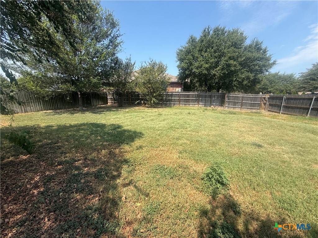 811 Shadow Creek Boulevard Property Photo 21