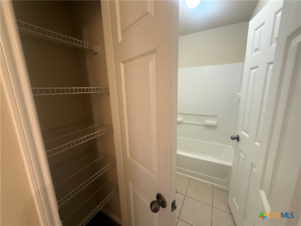 811 Shadow Creek Boulevard Property Photo 30