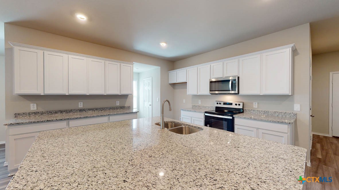230 Quarter Horse Road Property Photo 4