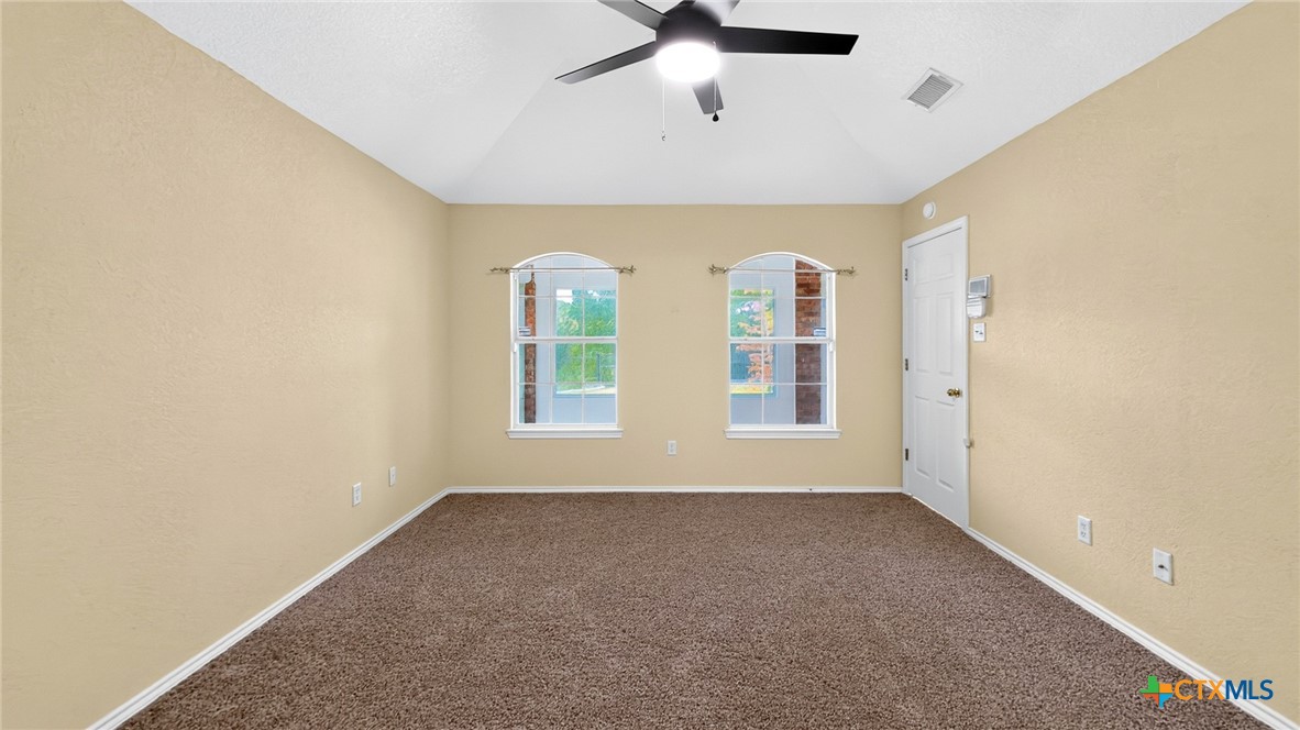 2005 Excel Drive Property Photo 11