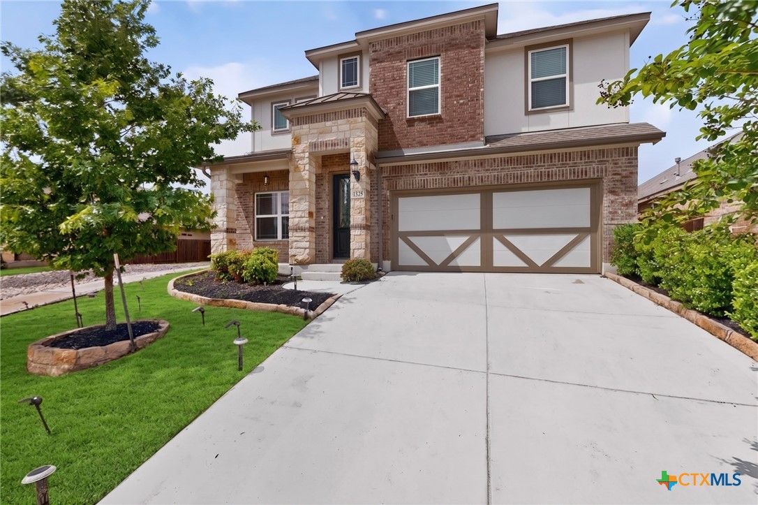1239 Loma Ranch Ranch Property Photo 1