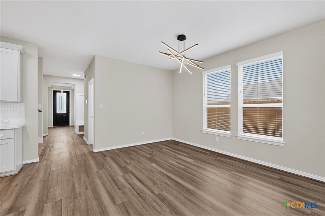 1239 Loma Ranch Ranch Property Photo 7