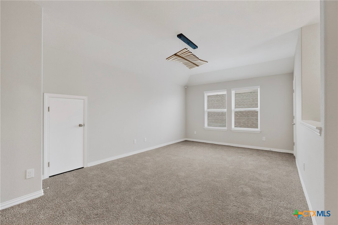 1239 Loma Ranch Ranch Property Photo 14