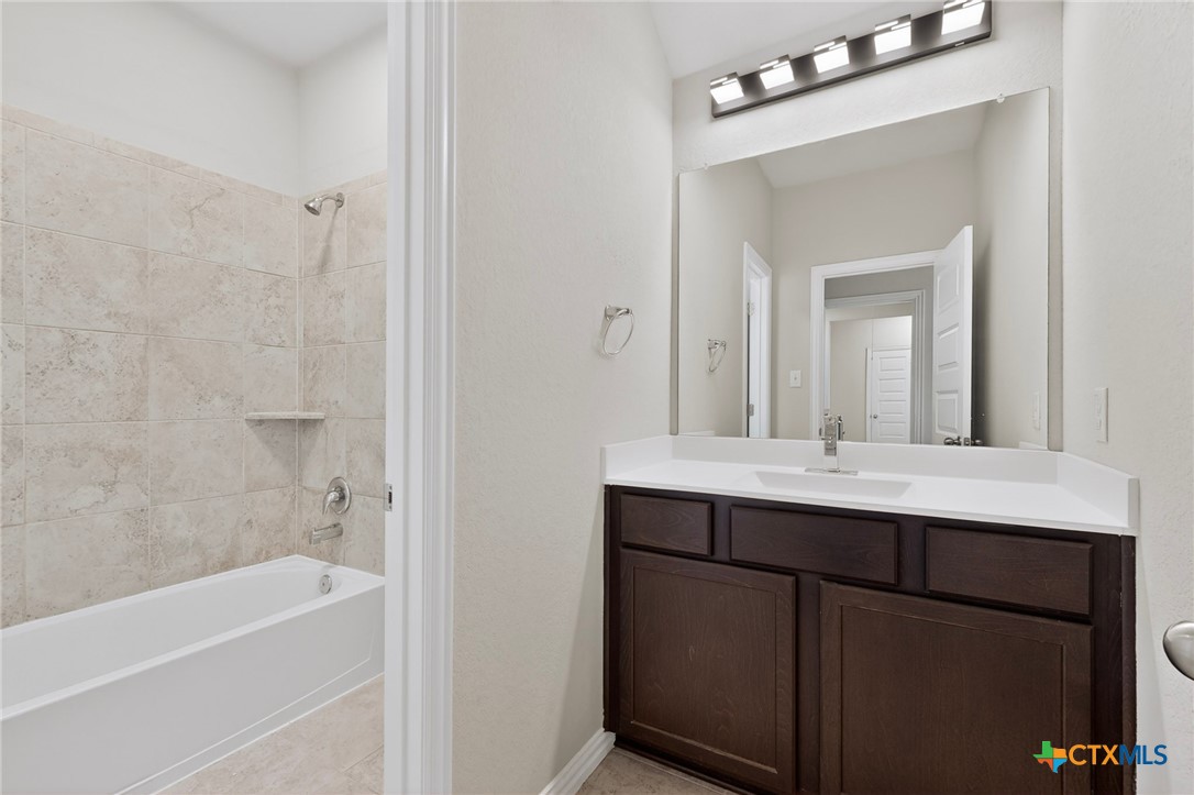 1239 Loma Ranch Ranch Property Photo 31