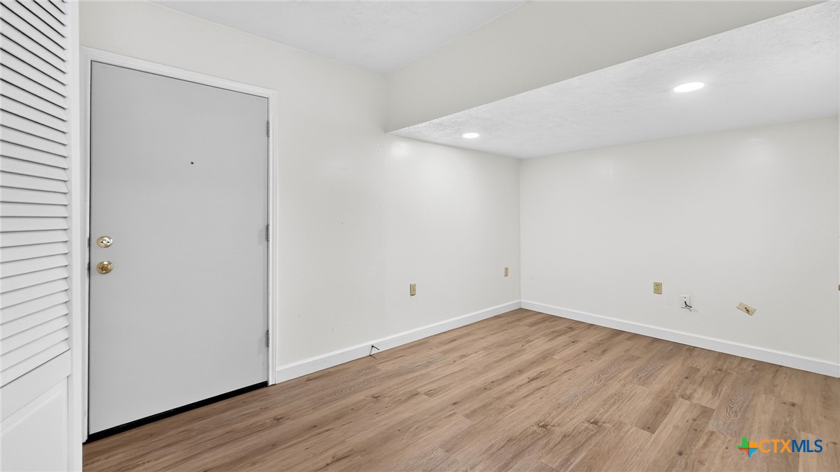 2212 Chafin Drive Property Photo 10