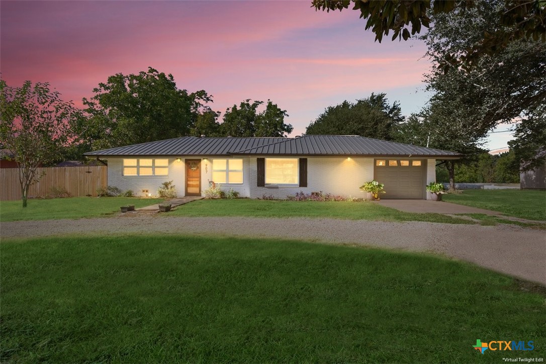907 E Main Street