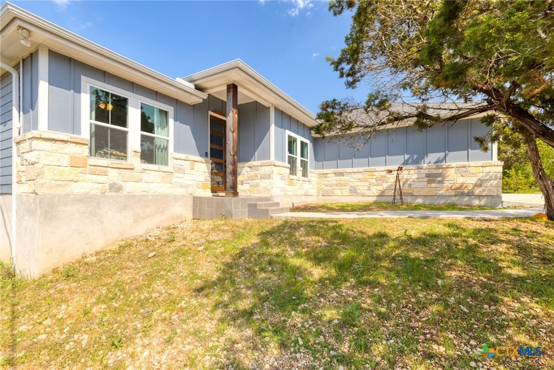 315 Hilltop Ridge Property Photo 8
