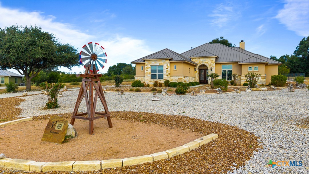 610 Battistrada Property Photo 1