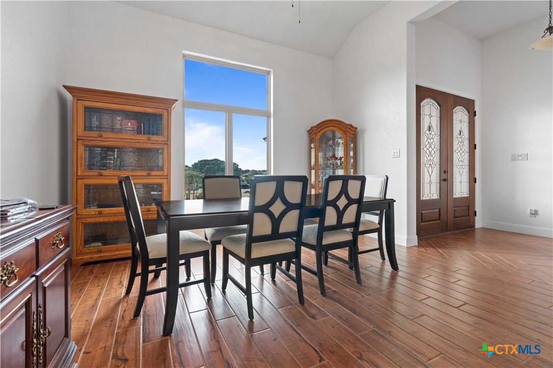 610 Battistrada Property Photo 18