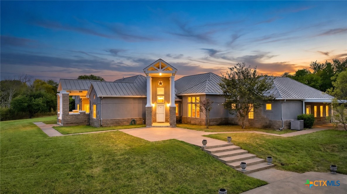 2524 S Robinson Drive