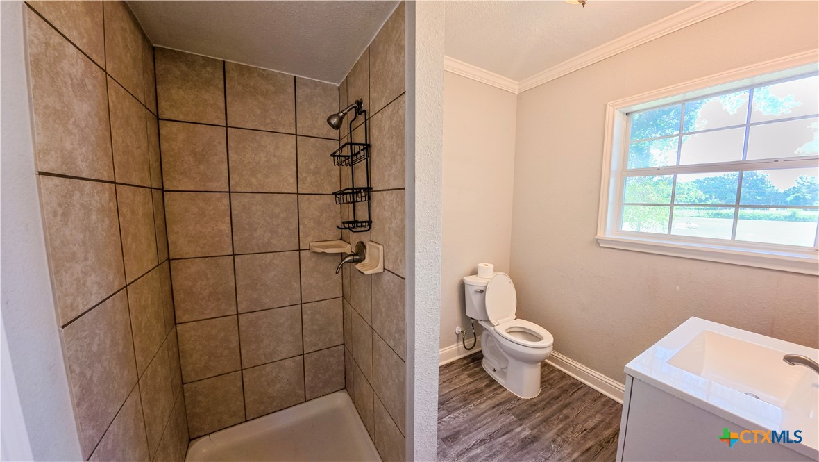 321 Circle Drive Property Photo 7