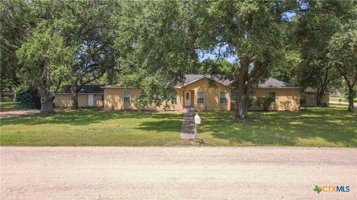321 Circle Drive Property Photo 18