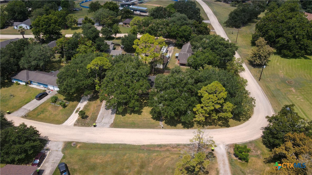 321 Circle Drive Property Photo 28