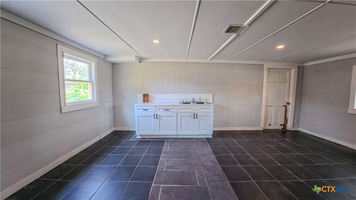321 Circle Drive Property Photo 36