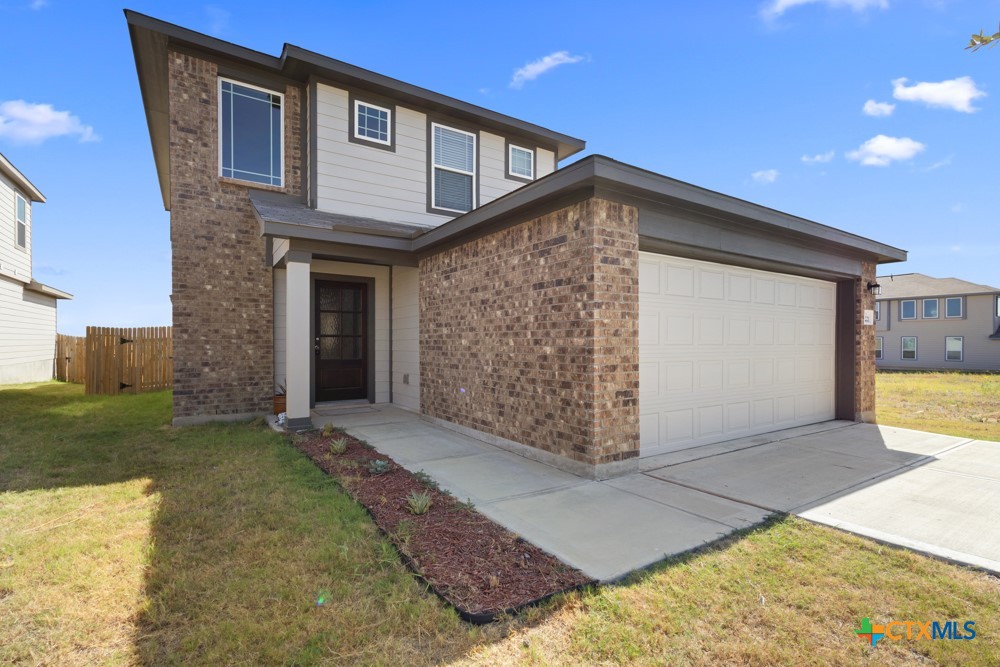 11221 Hollinger Circle Property Photo 1