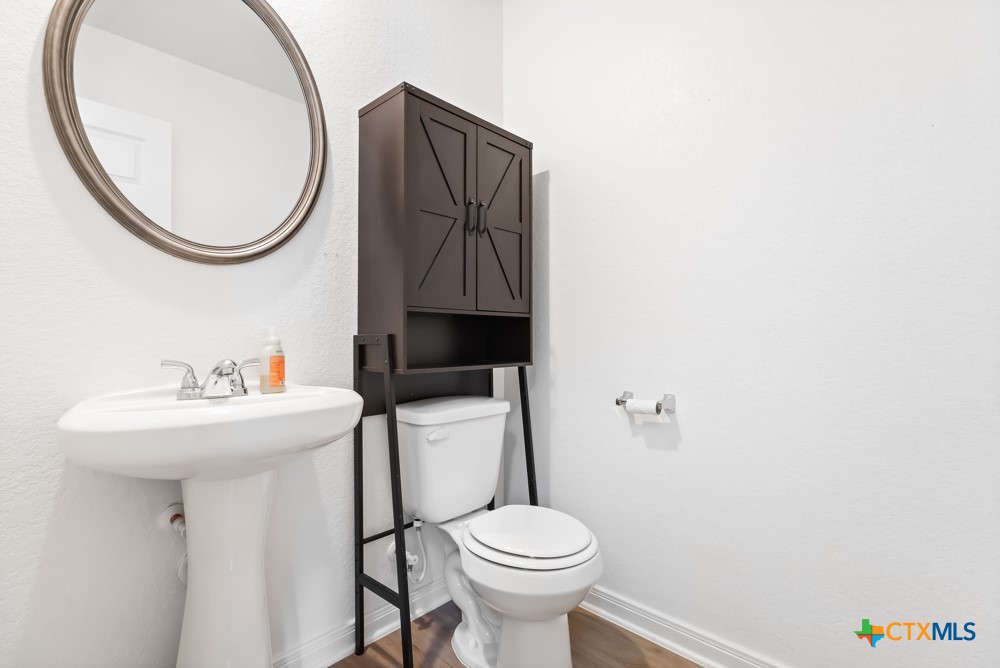 11221 Hollinger Circle Property Photo 17