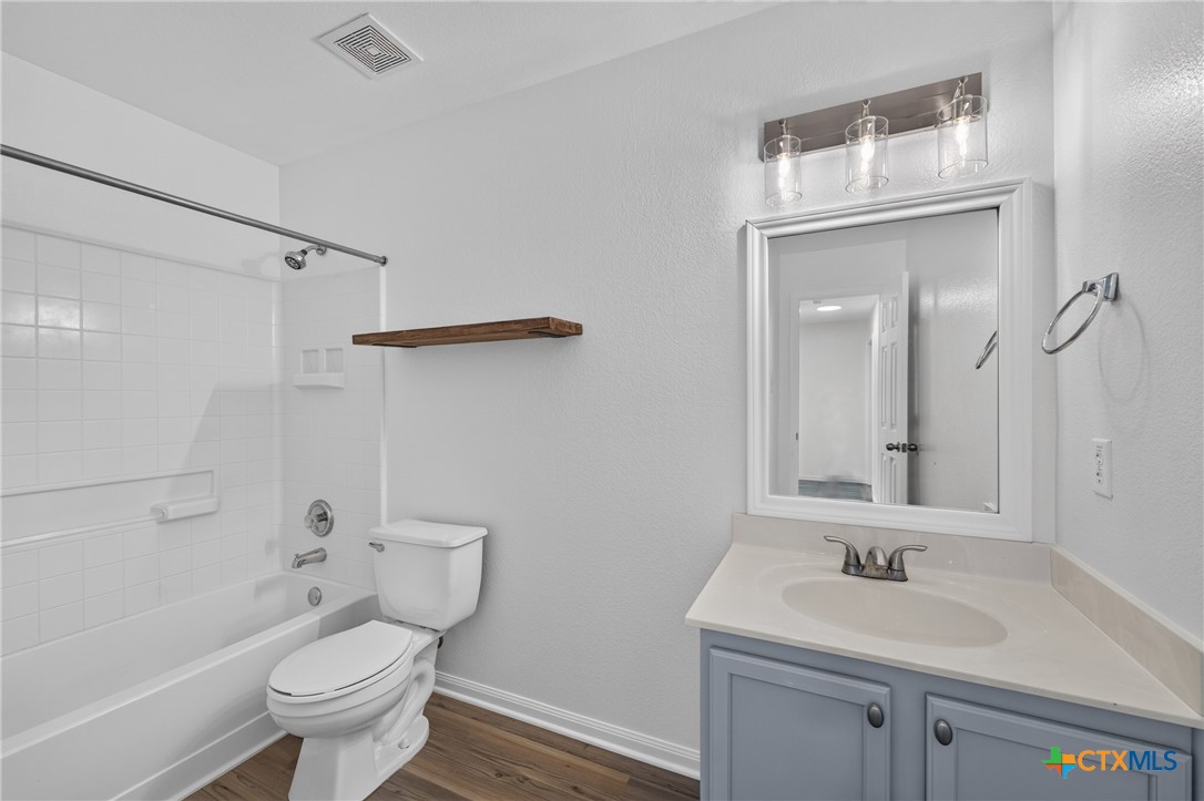 118 Avrshire Lane Property Photo 25