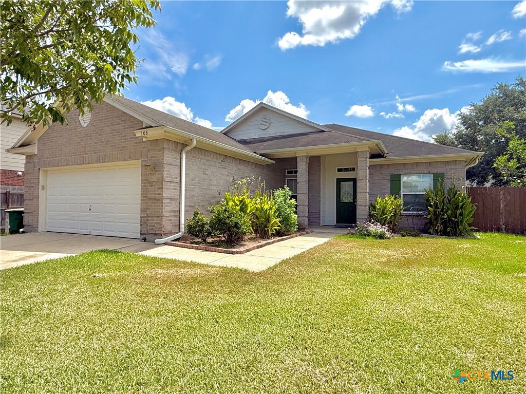 106 Heritage Oak Court Property Photo 1