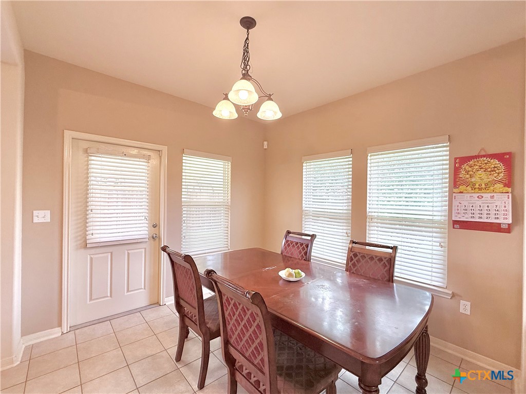 106 Heritage Oak Court Property Photo 14