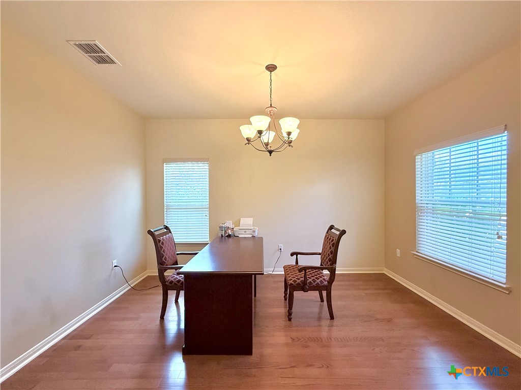 106 Heritage Oak Court Property Photo 17