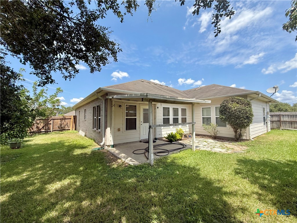 106 Heritage Oak Court Property Photo 32