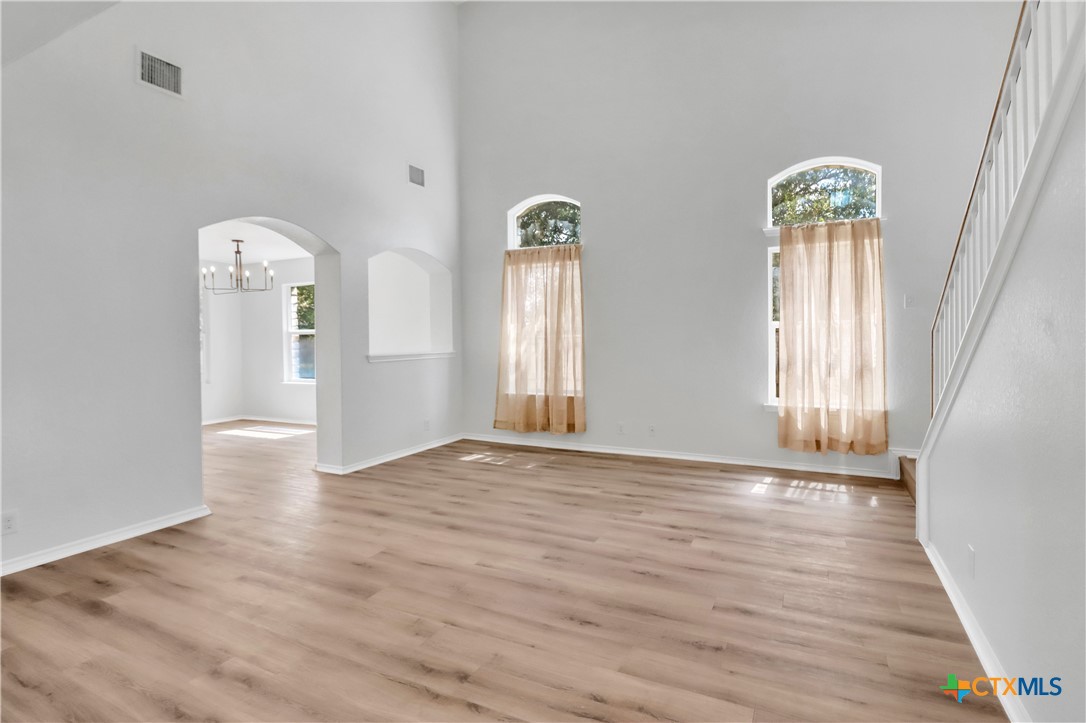 2165 Alton Loop Property Photo 2