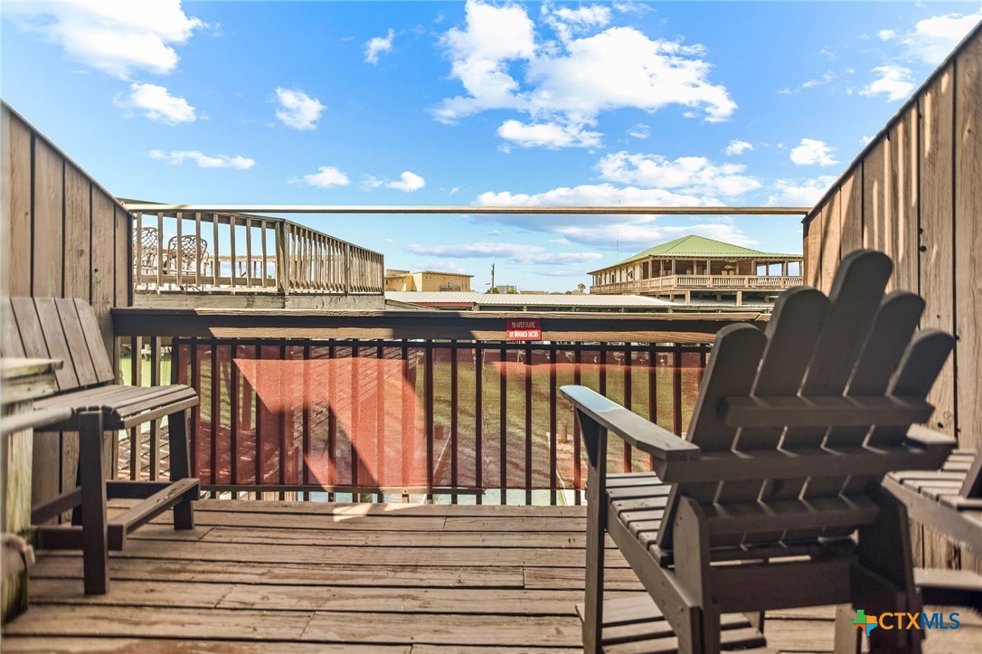 464 15th Street Property Photo 11