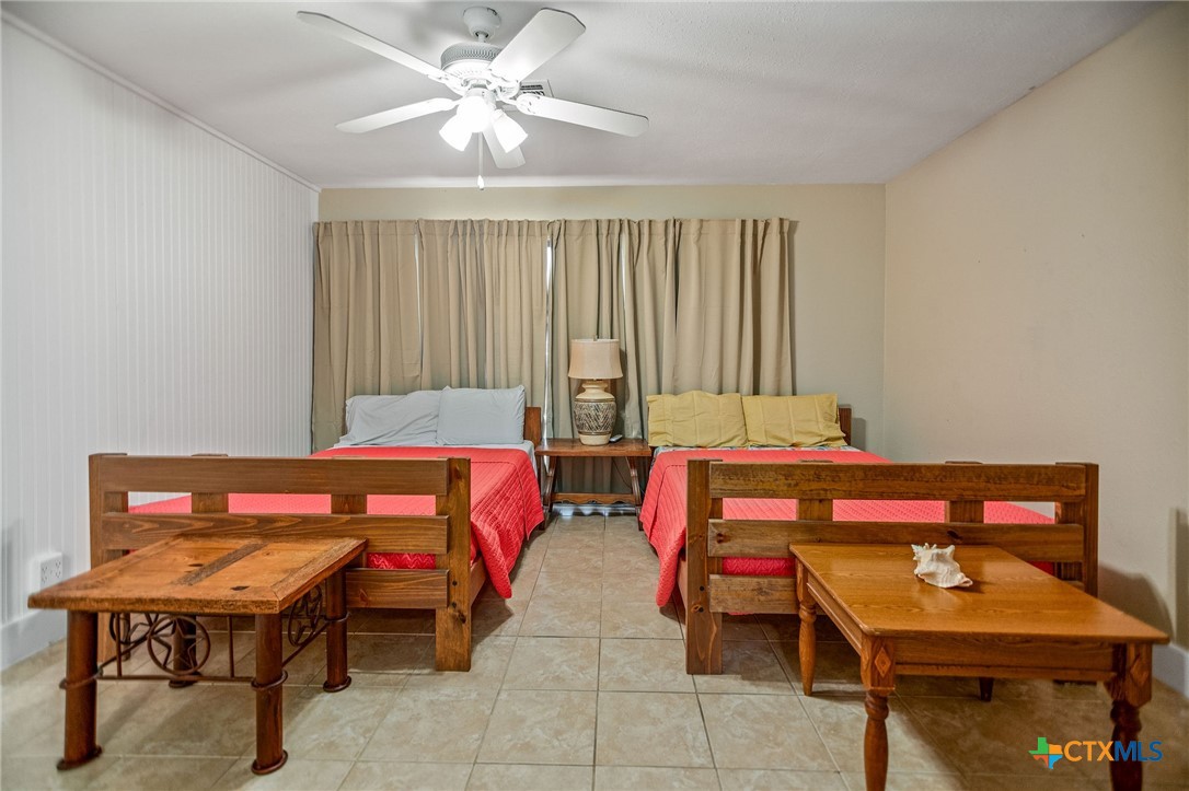 464 15th Street Property Photo 23